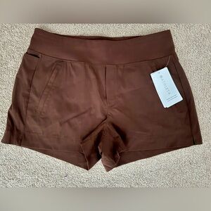 Athleta Trekkie North Short Shorts Chocolate Brown 12 NWT! New!